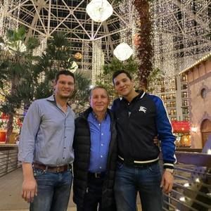 Meet your Posher, Manuel